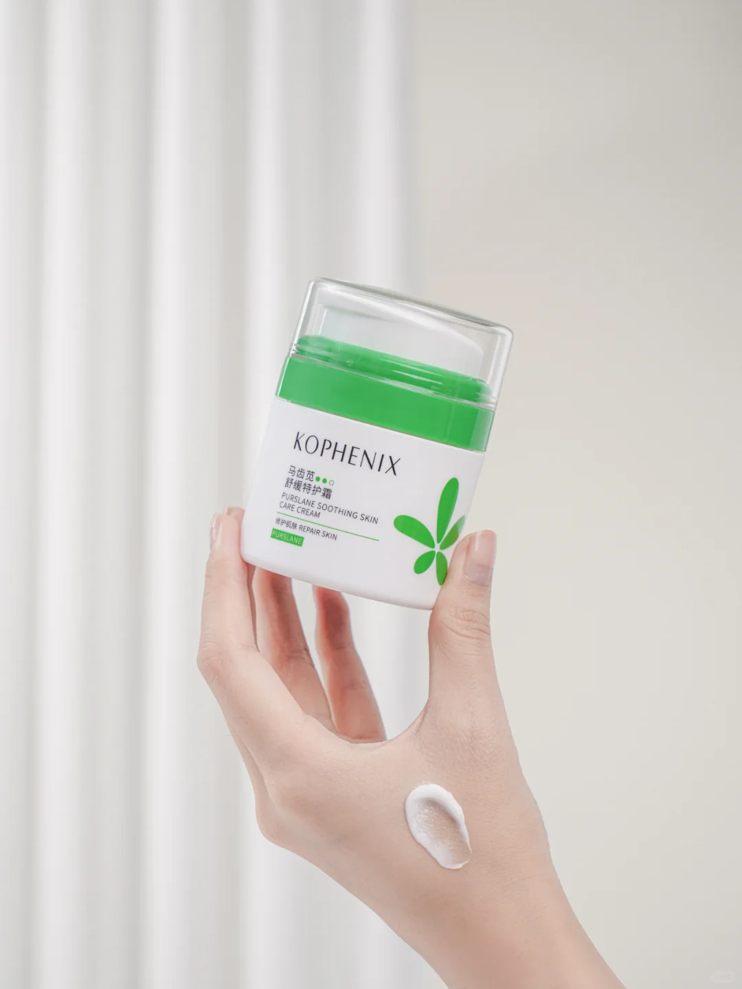 孔凤春王牌特护霜备受好评,专业守护冬季敏感脆弱肌肤